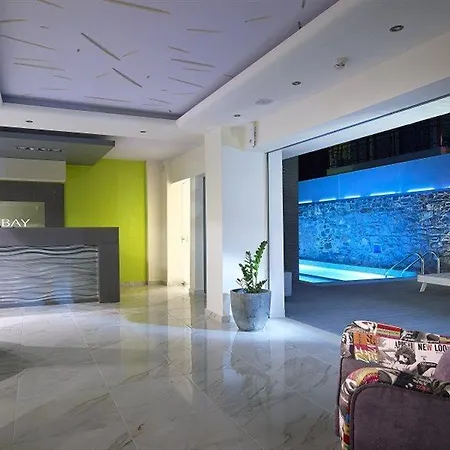Mistral Bay 4*