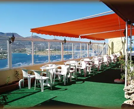Mistral Bay 4*